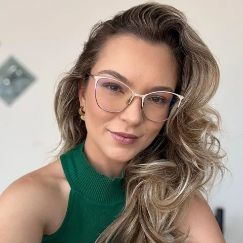 Dra. Isabela